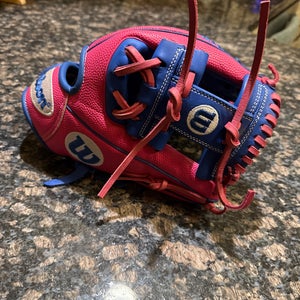 Wilson A1000 RH Infield Baseball Glove 11.5" (New)