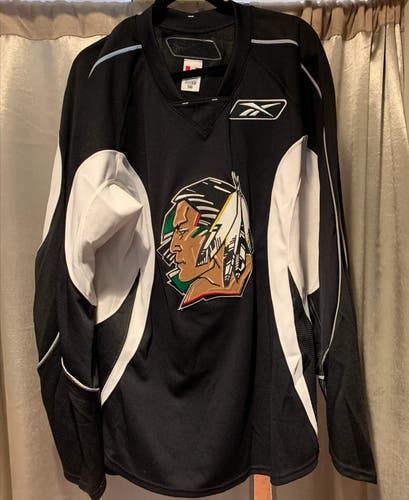 North Dakota Fighting Sioux Custom Reebok Edge 2.0 Practice Jersey 56 *Read Full Description*