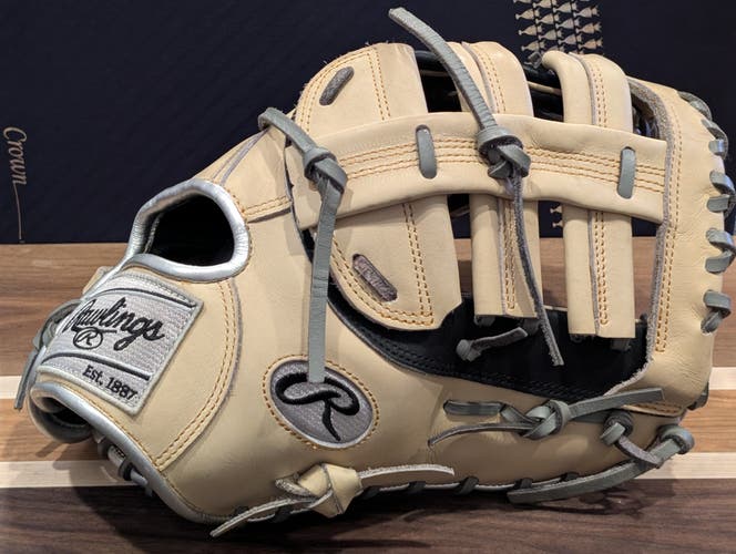 First Base RH Rawlings Heart of the Hide Baseball Glove 12.5" (Used)