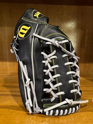 NWT Wilson A2000 KP92 12.5" Baseball Glove