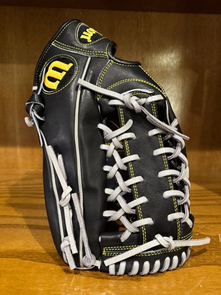 NWT Wilson A2000 KP92 12.5" Baseball Glove