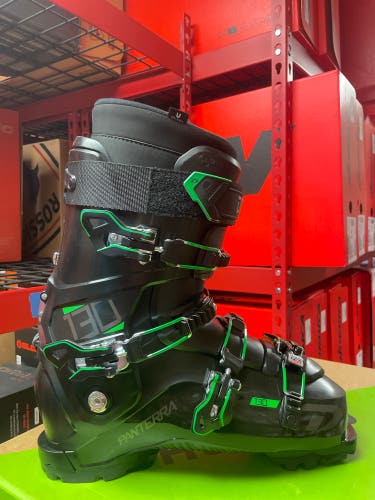 Mondo 29 & 29.5 Men's Dalbello Panterra 130 ID GW Ski Boots Stiff Flex (New)