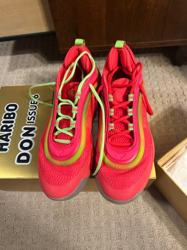 Men's Size M 10.0 (W 11.0) Adidas D.O.N. Shoes (Used)