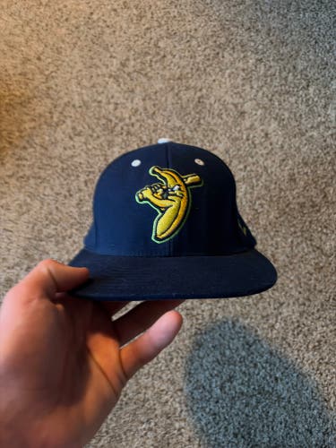 Savanna bananas Blue Medium Hat (Used)