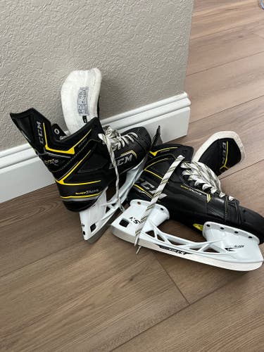 2020 CCM Tacks 9380 Hockey Skates Regular Width 9.5 (Used)