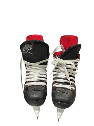 Used Bauer BAUER HOCKEY SKATE SIZE J5 Junior Hockey Skate Junior 05 11834-S000036388