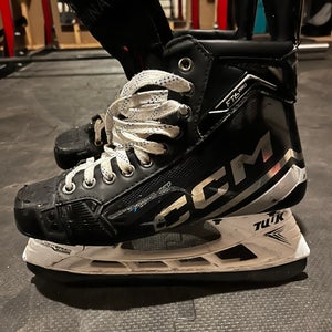 2023 CCM JetSpeed FT6 Pro Hockey Skates Regular Width Pro Stock 8 (Used)