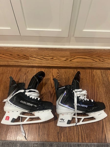2025 Bauer Vapor Flylite Hockey Skates 9.5 (New)