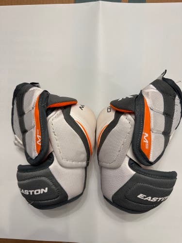 Junior Small Easton Mako M5 Elbow Pads (Used)