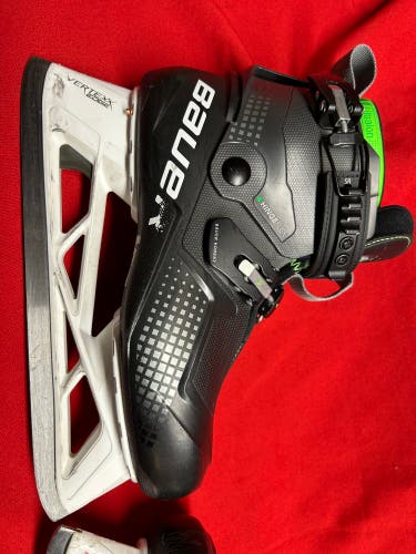 Bauer Konekt Hockey Goalie Skates Regular Width 8 (Used)
