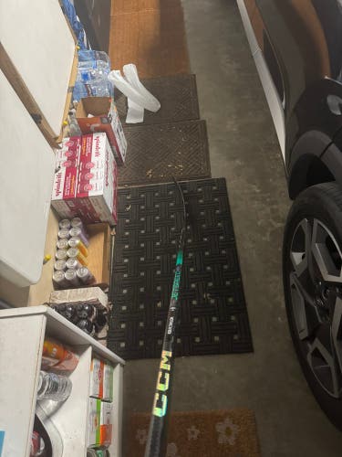 Senior CCM Tacks AS-VI Pro Right Handed Hockey Stick P88M 95 Flex (New)