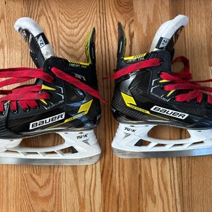 Bauer Supreme M4 Hockey Skates Size 2.5 EE - Like new. Includes Superfeet Performance Insoles.