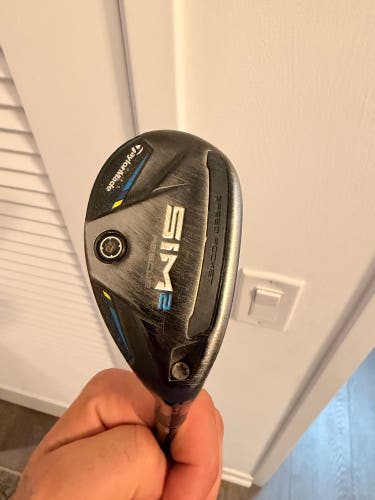 TaylorMade SIM 2 Right Handed 4 Hybrid (Used)