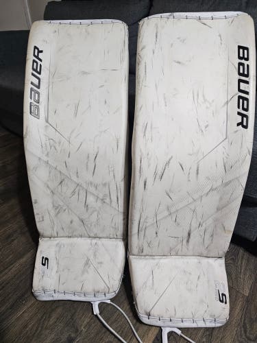 Small (33") Bauer Supreme 2S Pro Goalie Leg Pads Pro Stock (Used)