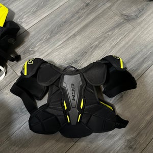Small Junior CCM Tacks XF 80 Shoulder Pads (Used)