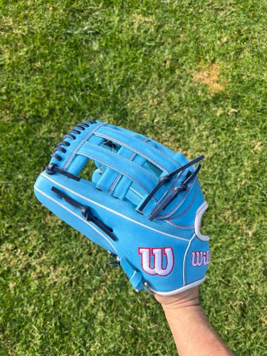 Wilson A2000 LH Outfield Baseball Glove 12.75" (New)