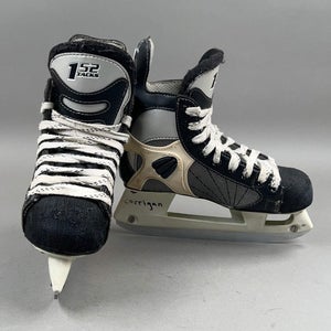 CCM Tacks 152 Size 1 Junior Hockey Skates