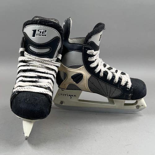 CCM Tacks 152 Size 1 Junior Hockey Skates