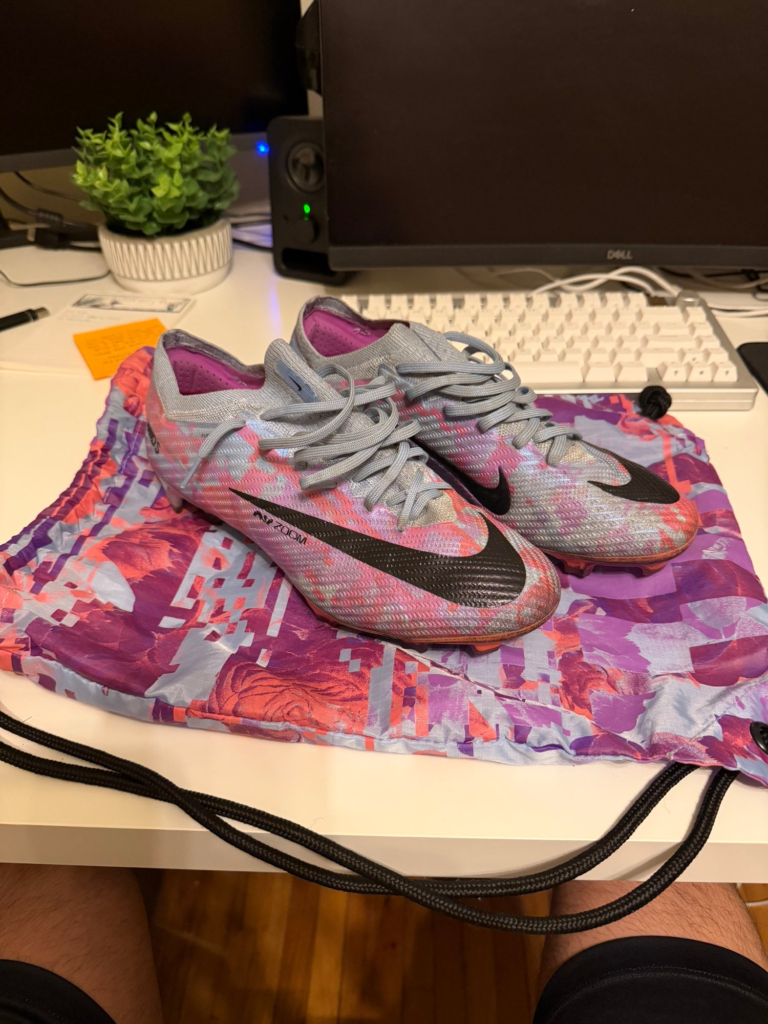 mercurial vapor size 9