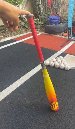 2024 Easton Hype Fire Composite USSSA Certified Bat (-8) 22 oz 30" Excellent Condition