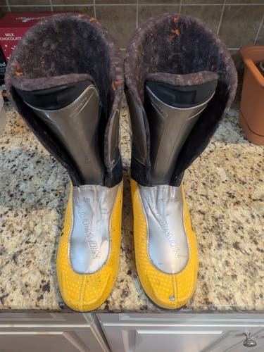 Mondo 27 & 27.5 Unisex Salomon All Mountain Equipe Ski Boot Liners (Used)