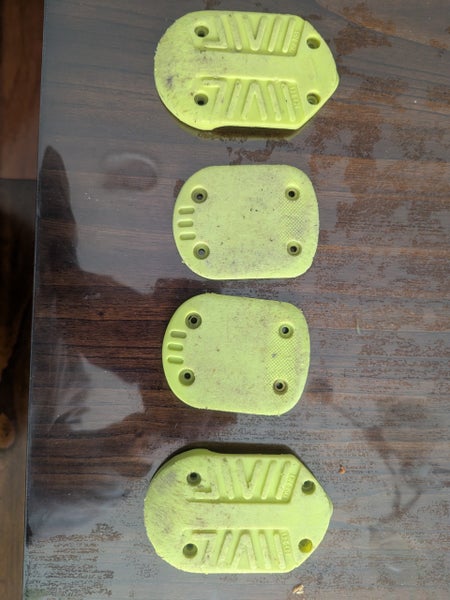 Mondo 23 & 23.5 Kid's Roces All Mountain Idea 6 in 1 Ski Boot Outsoles (Used)