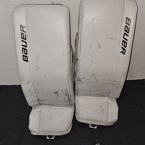 Junior Large Bauer GSX Goalie Leg Pads (Used) (30+)