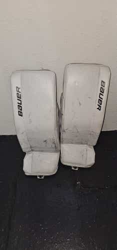 Junior Large Bauer GSX Goalie Leg Pads (Used) (30+)