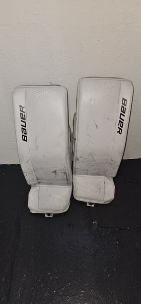 Junior Large Bauer GSX Goalie Leg Pads (Used) (30+)