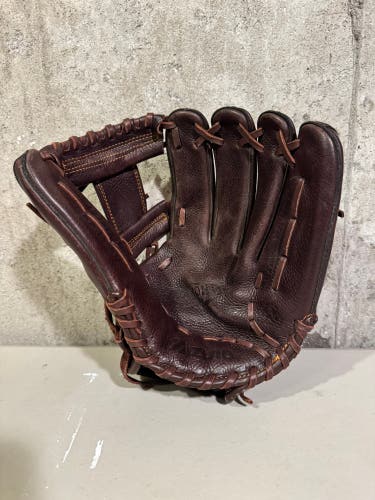 Mizuno Diamond Pro RH Baseball Glove 12" (Used)