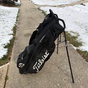 TITLEIST PLAYERS 4 STAND GOLF BAG