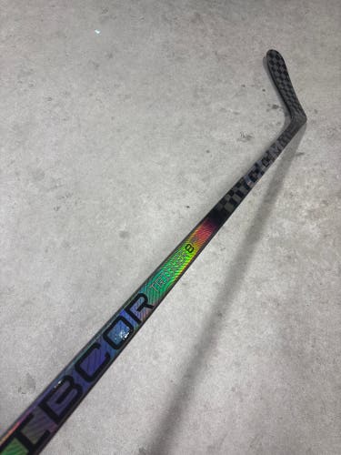 80 Flex P29 Senior CCM RibCor Trigger 8 Pro Left Hand Hockey Stick Pro Stock NHL (New)