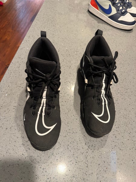 Unisex Size M 9.0 (W 10.0) Nike Alpha Menace 3 Shark (Used)