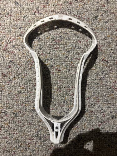 Maverik Kinetik Unstrung Head (Used)