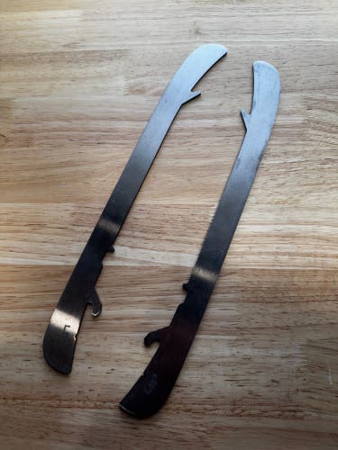 NHL Pro Stock Used Game Used Bauer LS3 288mm Skate Blades / Runners