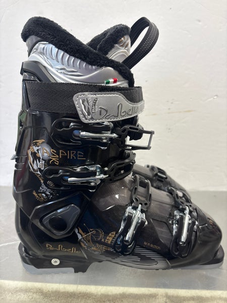 Mondo 27 & 27.5 Women's Dalbello Aspire All Mountain Ski Boots (Used)