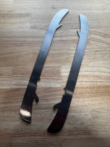 NHL Pro Stock Used Game Used Bauer LS3 288mm Skate Blades / Runners