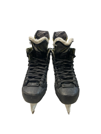 Used CCM TACKS Junior Hockey Skate Junior 03 11706-S000368816