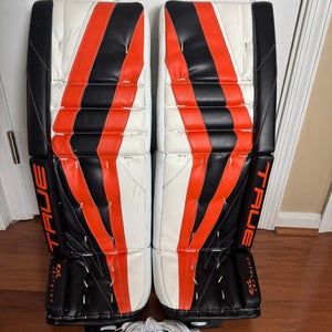 31"+1 2024 True 7X3 Regular Goalie Full Set (Used) Black/White/Orange
