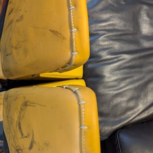 33" Bauer Hyperlite 2 Regular Goalie Full Set (Used)