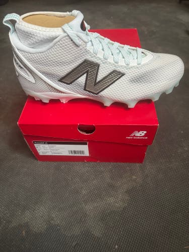 White Men's Size M 8.5 (W 9.5) Adult New Balance Freeze High Top Molded Cleats (New)
