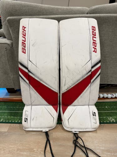 Medium Bauer S27 Goalie Leg Pads (Used)