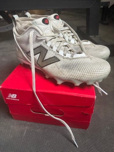White Men's Size M 9.5 (W 10.5) Adult New Balance Freeze High Top Molded Cleats (Used)