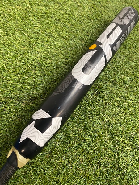 Black 2022 DeMarini CF Composite Bat (-9) Composite 23 oz 32" (Used)