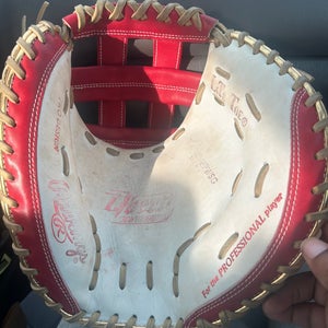 Rawlings Liberty Advanced RH Catcher's Softball Glove 34" (Used)