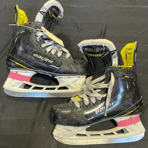 Bauer Supreme M4 Hockey Skates | Size 4.5 Intermediate Fit 1