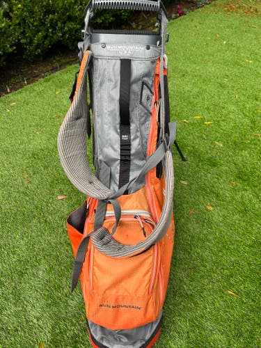 Sun Mountain 2.5+ 14 way stand bag