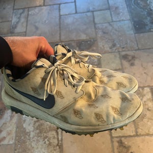 Winged Foot Golf Course: Men's Size 13.0 (W 14.0) Nike Golf Shoes (Used)