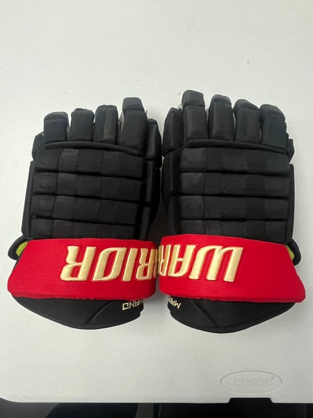 Brad Marchand Warrior team Canada gloves 4 nations 14” used