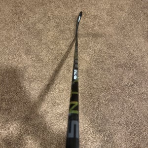 New Senior Bauer Right Handed P28  Ag5nt Hockey Stick